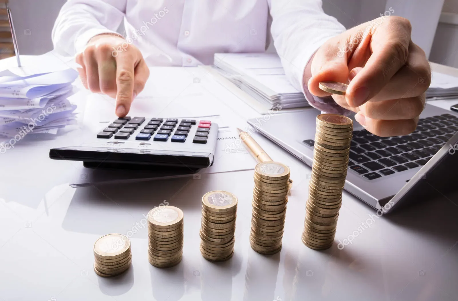 من بيتي - 2 - كيف تحمي نفسك كمصمم مستقل من المشكلات المالية والتعاقدية على الإنترنت