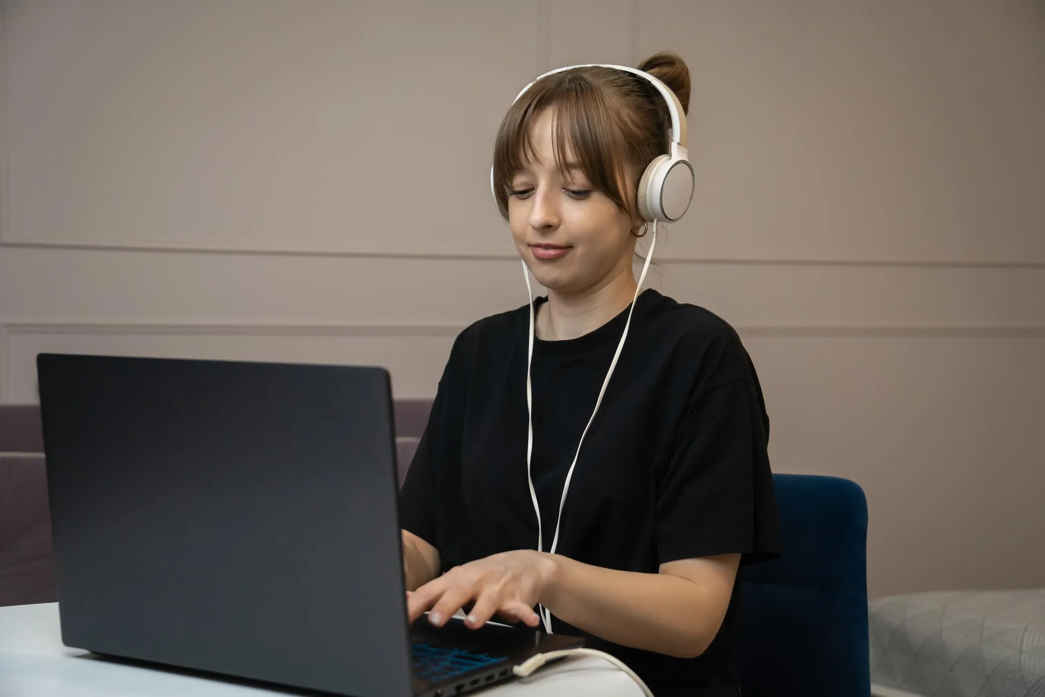 من بيتي - 3 - إدارة الوقت عند العمل من الإنترنت دون الاحتراق المهني