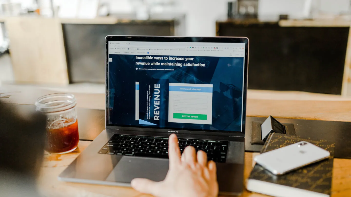 من بيتي - 2 - الربح من التسويق بالعمولة: كيف يعمل فعلًا ومن أين تبدأ؟