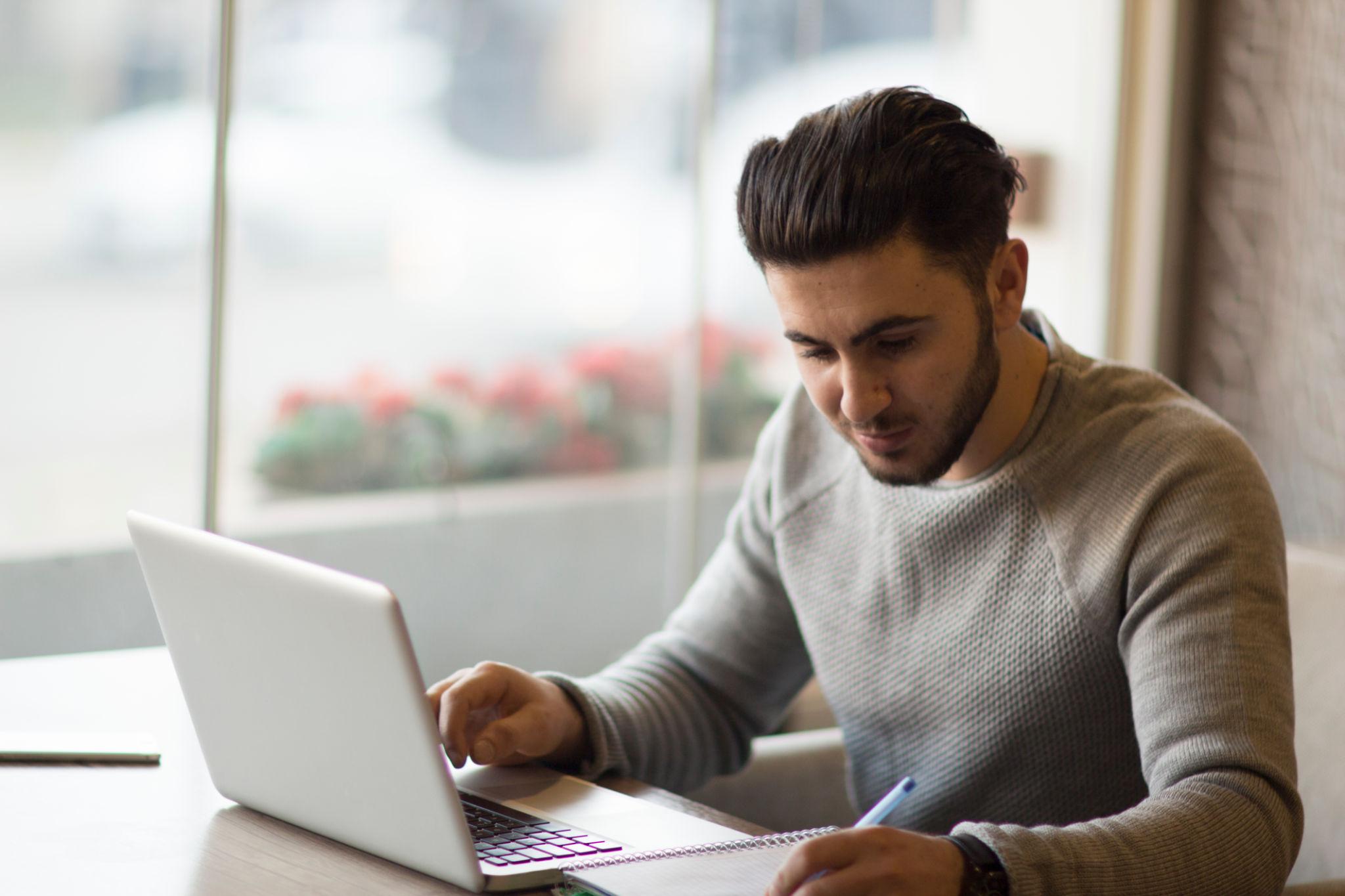 من بيتي - 2 - لماذا لا يناسب العمل الحر الجميع في 2026